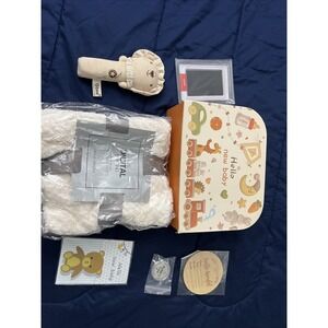Hello new baby gift set